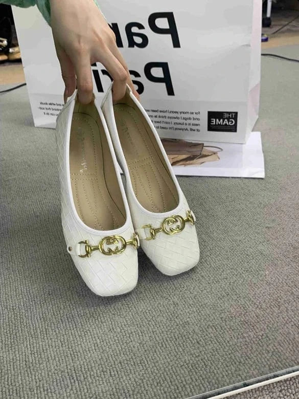 35 / White Hot sale 2024 autumn new shallow mouth flat heel casual square head simple solid color women's shoes