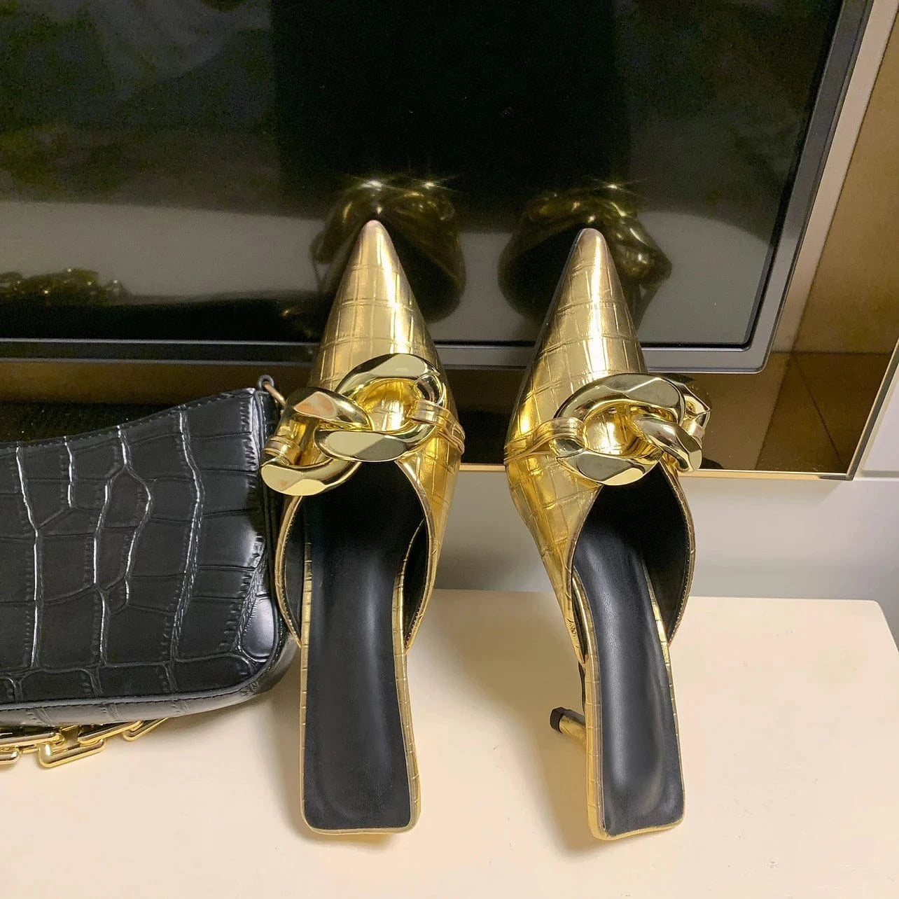 37 / Gold Summer metal buckle decoration with special stone pattern Pu pointed Baotou stiletto slippers