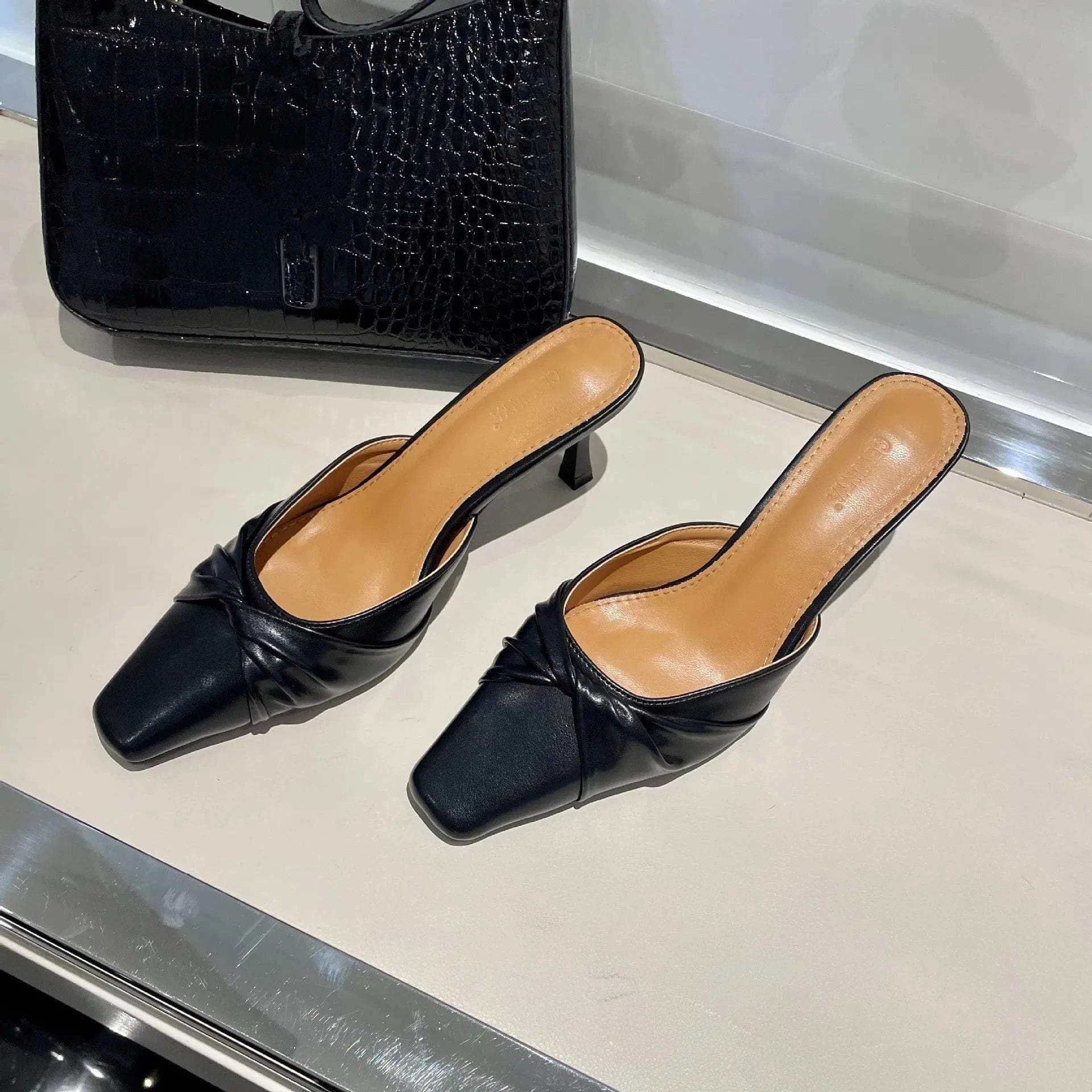 39 / Black sh10965a Best selling ladies square toe sandals wholesale female summer sky blue leather slipper