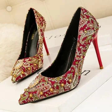40 / 1 NEW Fashion simple sexy nightclub pumps  stiletto shallow mouth  shoes pointed-toe studded high heels