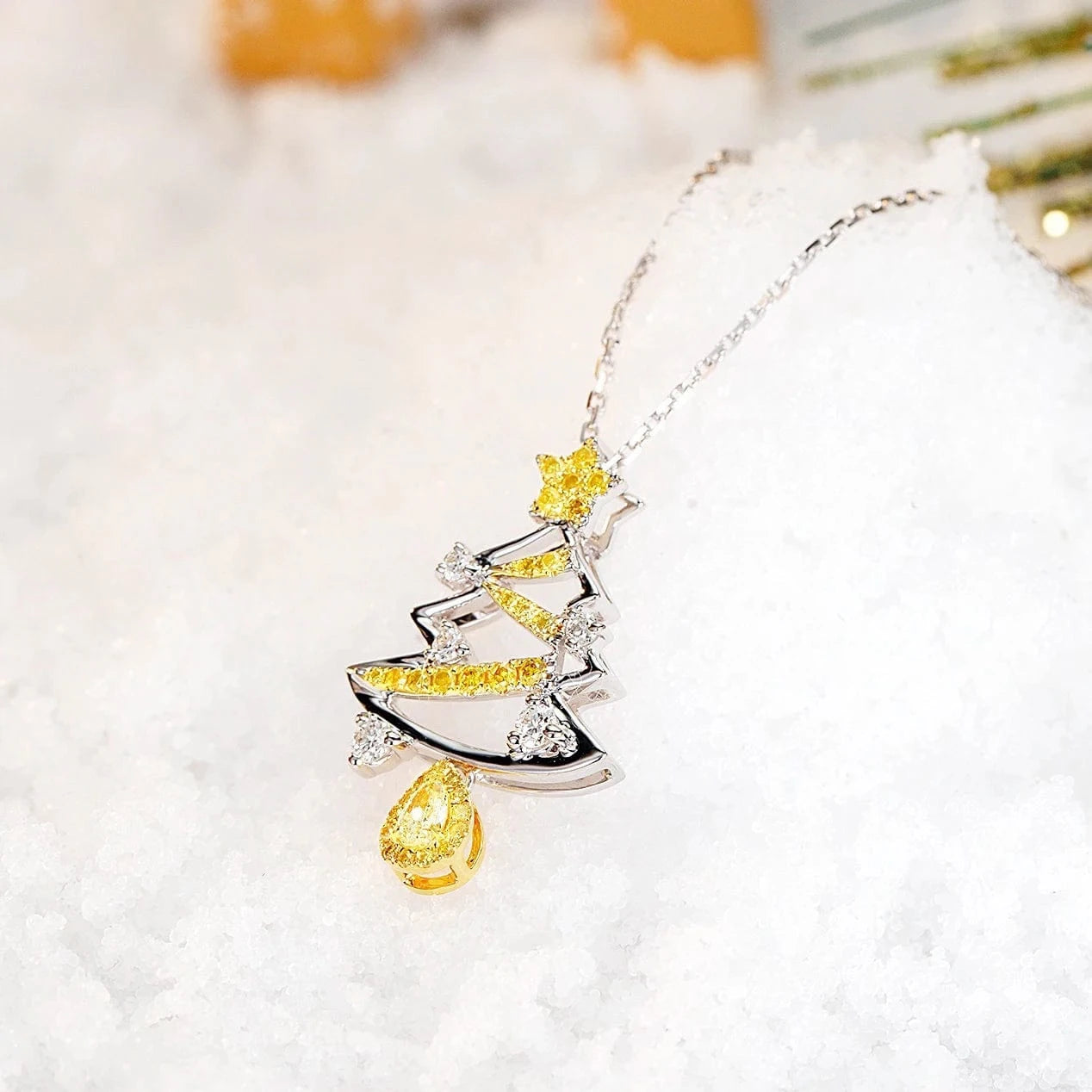 40-45cm / 18k gold Best Design Solid 18k Gold Necklace Real Yellow Diamond Necklace Christmas Necklace Santa Tree Custom Jewelry for Christmas Gift