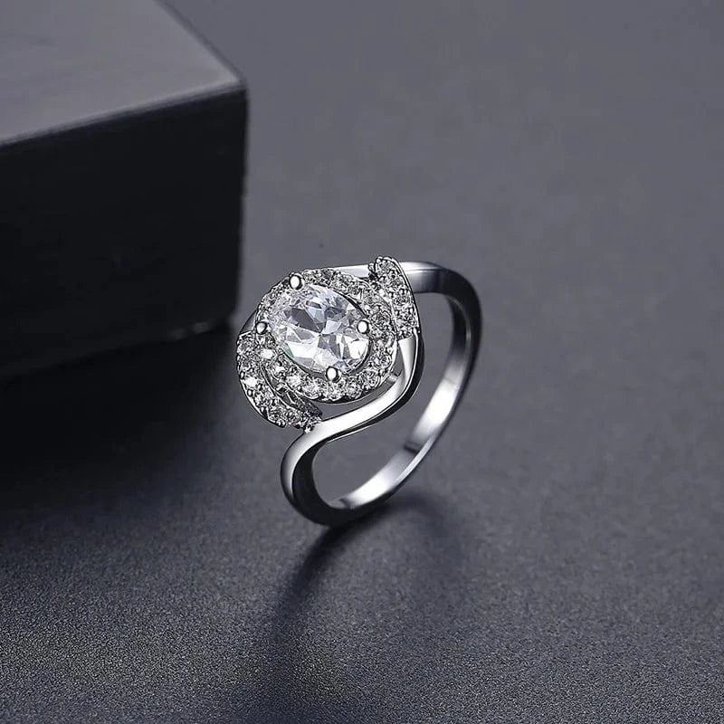 6 / R065 LUOTEEMI European Design Fashion White Gold Plated Party Jewelry CZ Engagement Ring for Women