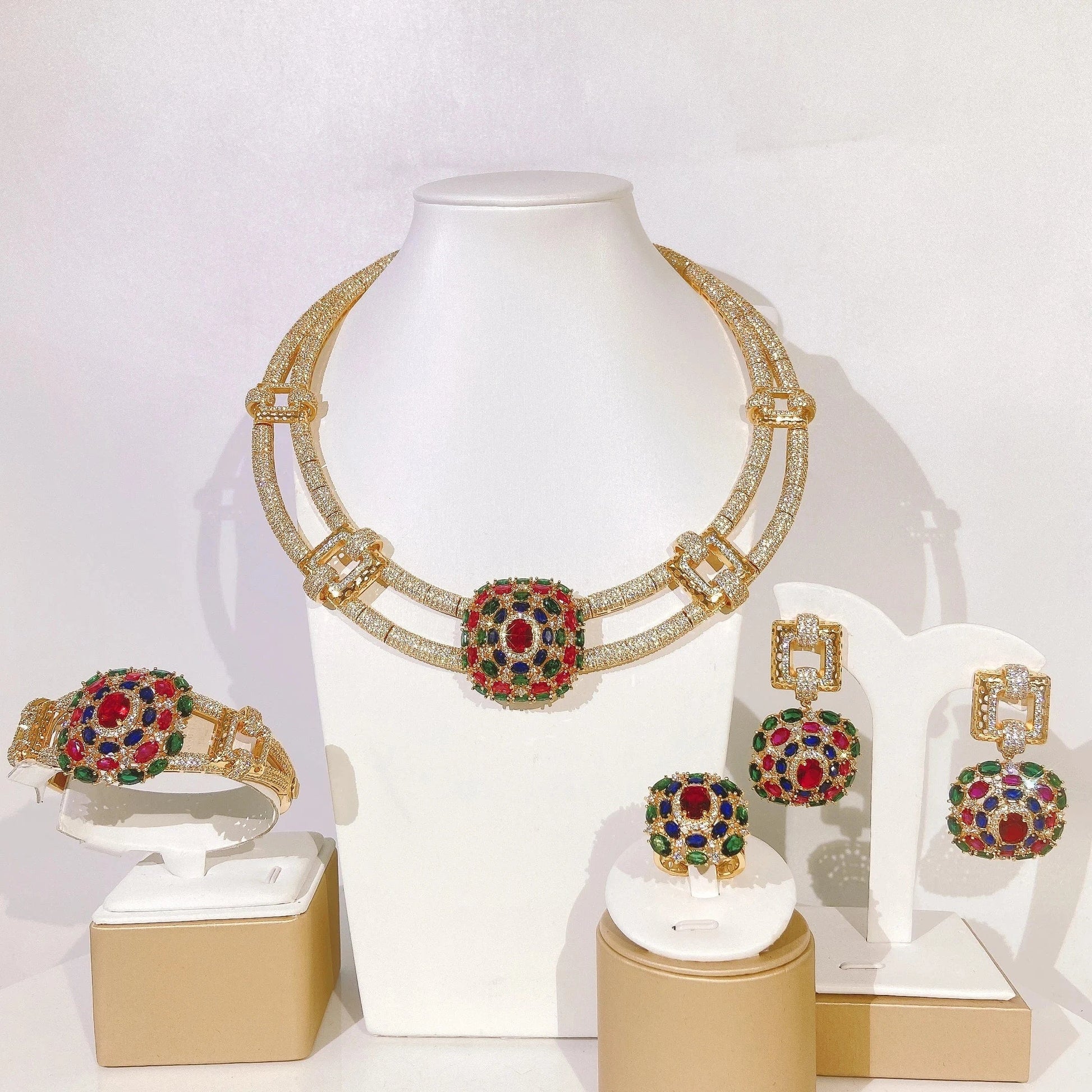 8 / 2 Latest Fashion 24K 18K Gold Plated Wedding Gift Jewelry set Bridal Zircon High Quality Necklace Earring Bracelet Ring Jewels