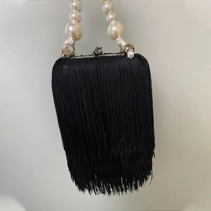 Top Metal Frame Shell Handbags Female Pearl strap Women Trend Shoulder Long Tassel Bags Ladies Daily Fringe Bags Hand Purse Bags