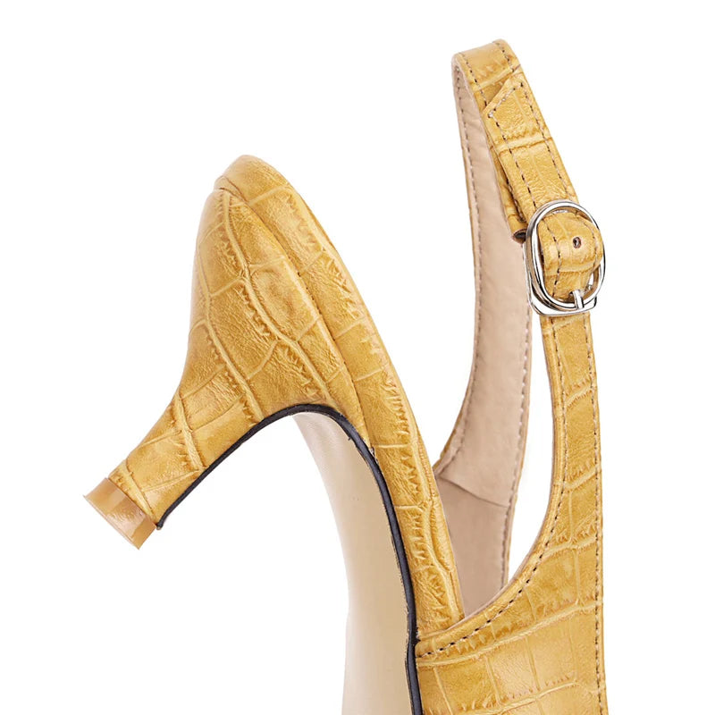 Summer Point Toe Thin Heel Sandals