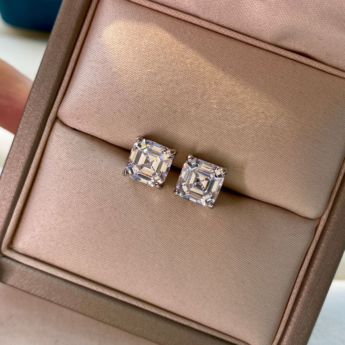 Diamond Stud Earrings Asscher Cut 7x7mm Classic Style