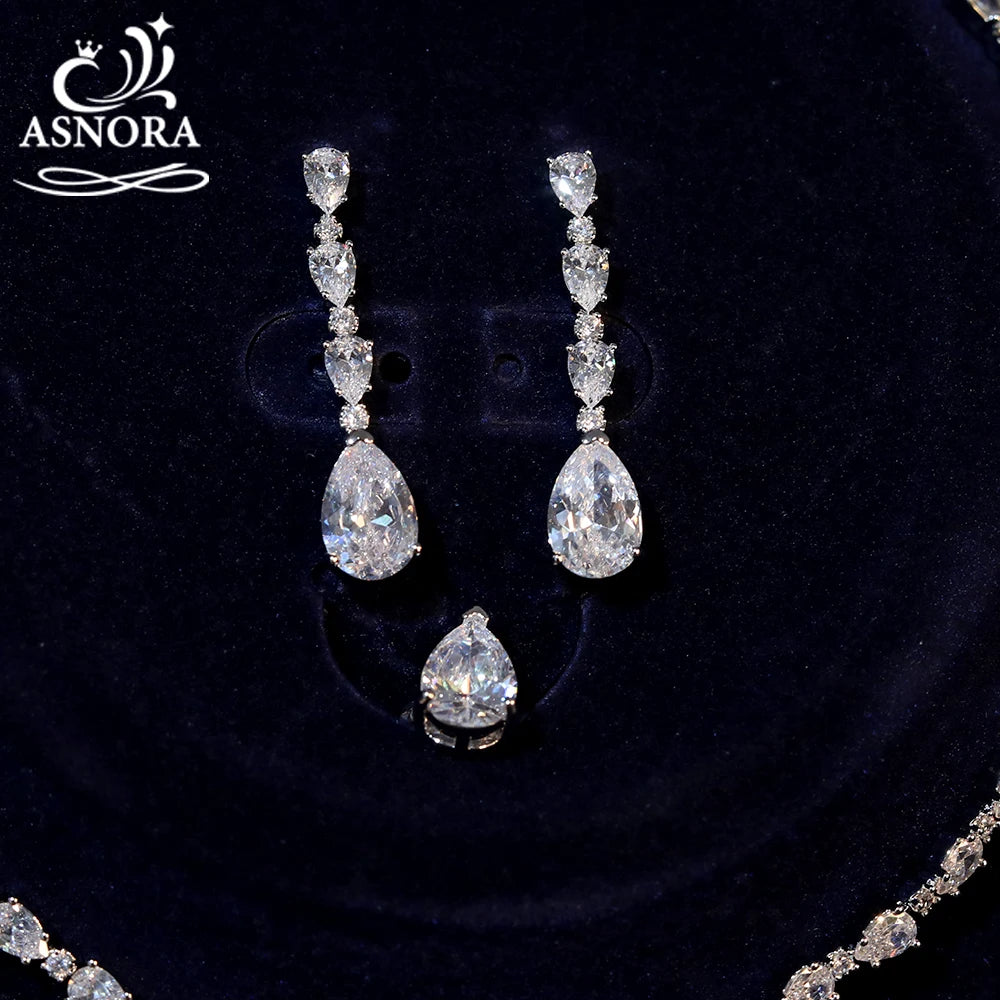 Elegant Water Drop Crystal Bridal Jewelry Set For Women