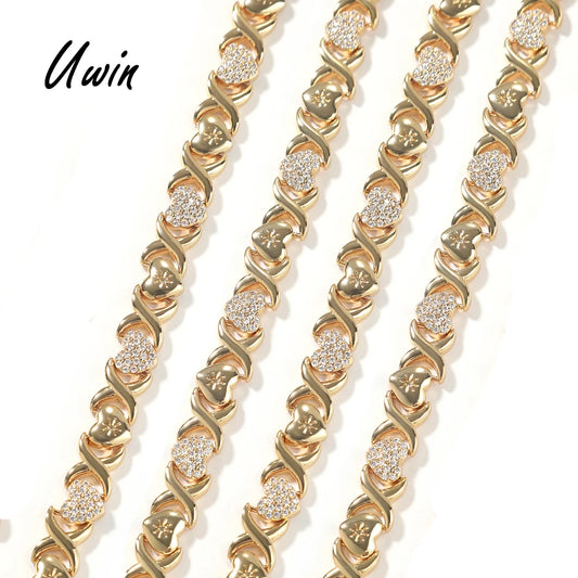 UWIN 2025 Diamond-Cut Hearts Stampato Bracelet 18K Gold Iced Out Heart and Kisses XO Chain Bracelet