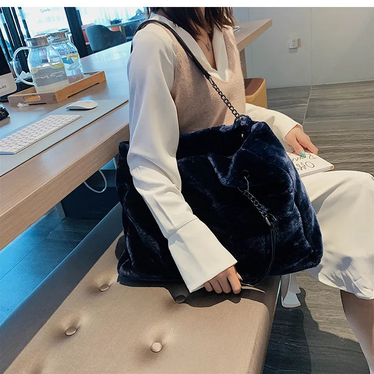 Soft Plush Large Capacity Luxury Shoulder Bag for Women