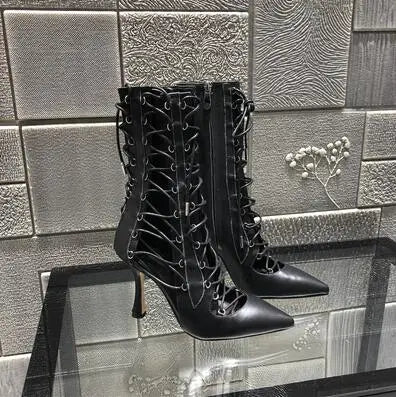 Stylish Black Pointed Toe Lace Up Ankle Boots for Women