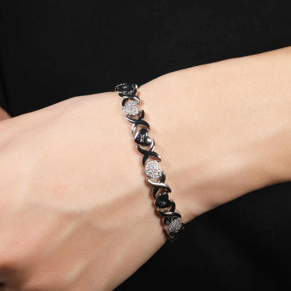 UWIN 2025 Diamond-Cut Hearts Stampato Bracelet 18K Gold Iced Out Heart and Kisses XO Chain Bracelet