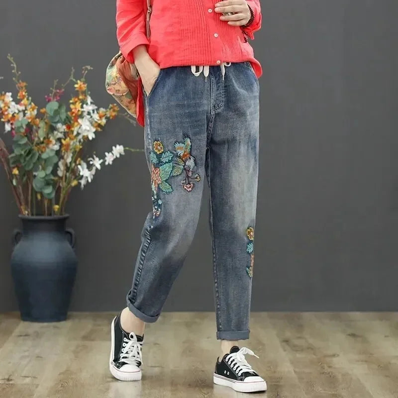 Jeans Woman High Waist Spring Summer Retro Embroidery Denim Trousers Ladies Elastic Waist Harem Pants Loose Jean Femme Pant 124