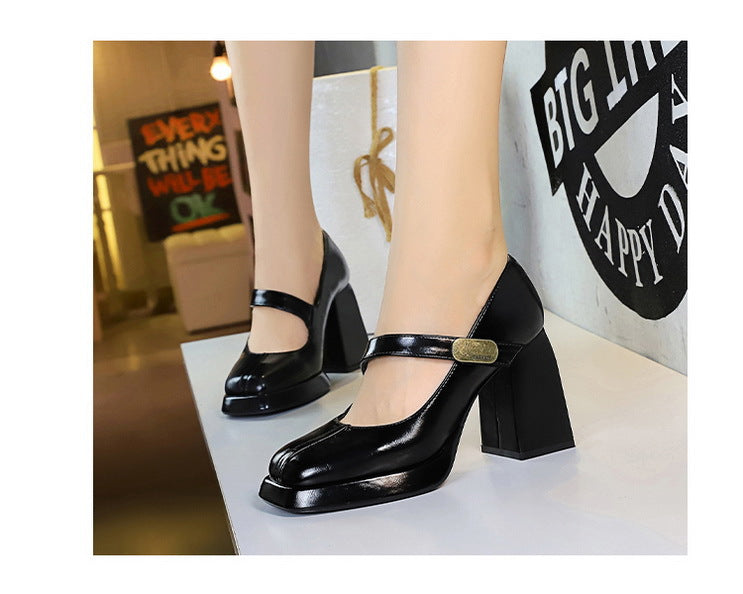 Retro Chunky Metal Buckle Platform Pumps for Women