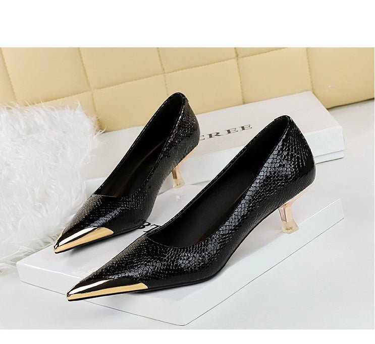 Sequin Snake Pattern Pointed Toe Kitten Heel Pumps for Women