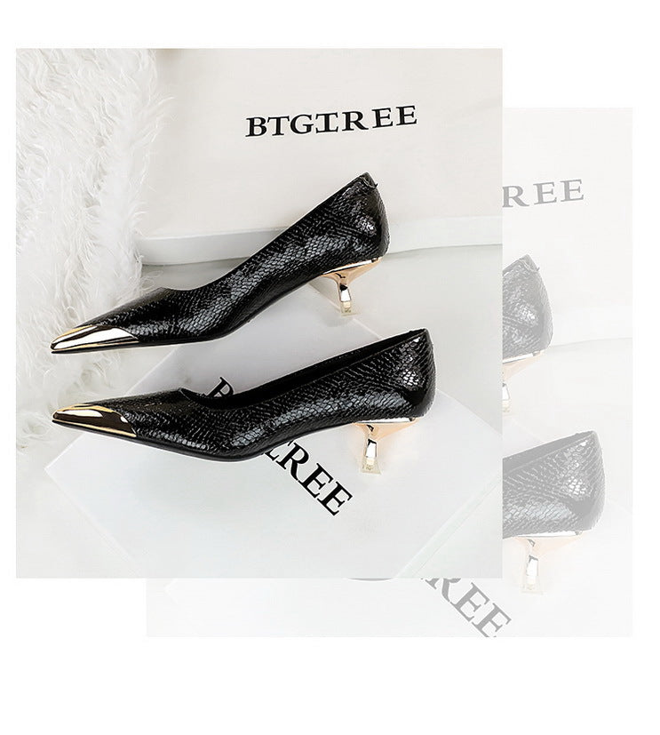 Sequin Snake Pattern Pointed Toe Kitten Heel Pumps for Women
