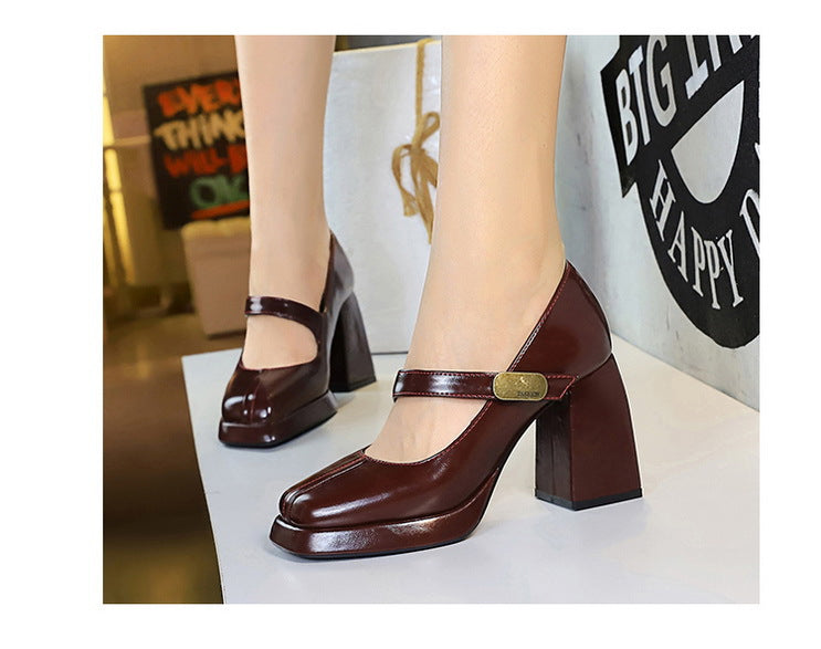 Retro Chunky Metal Buckle Platform Pumps for Women