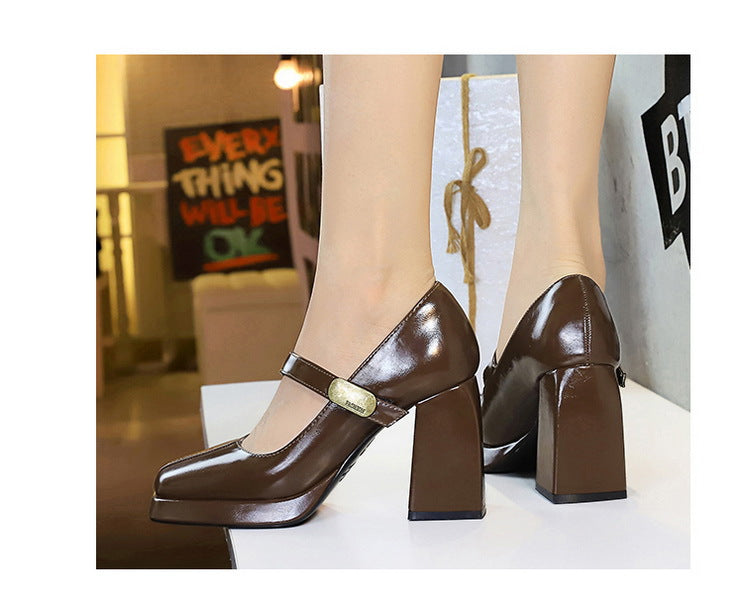 Retro Chunky Metal Buckle Platform Pumps for Women