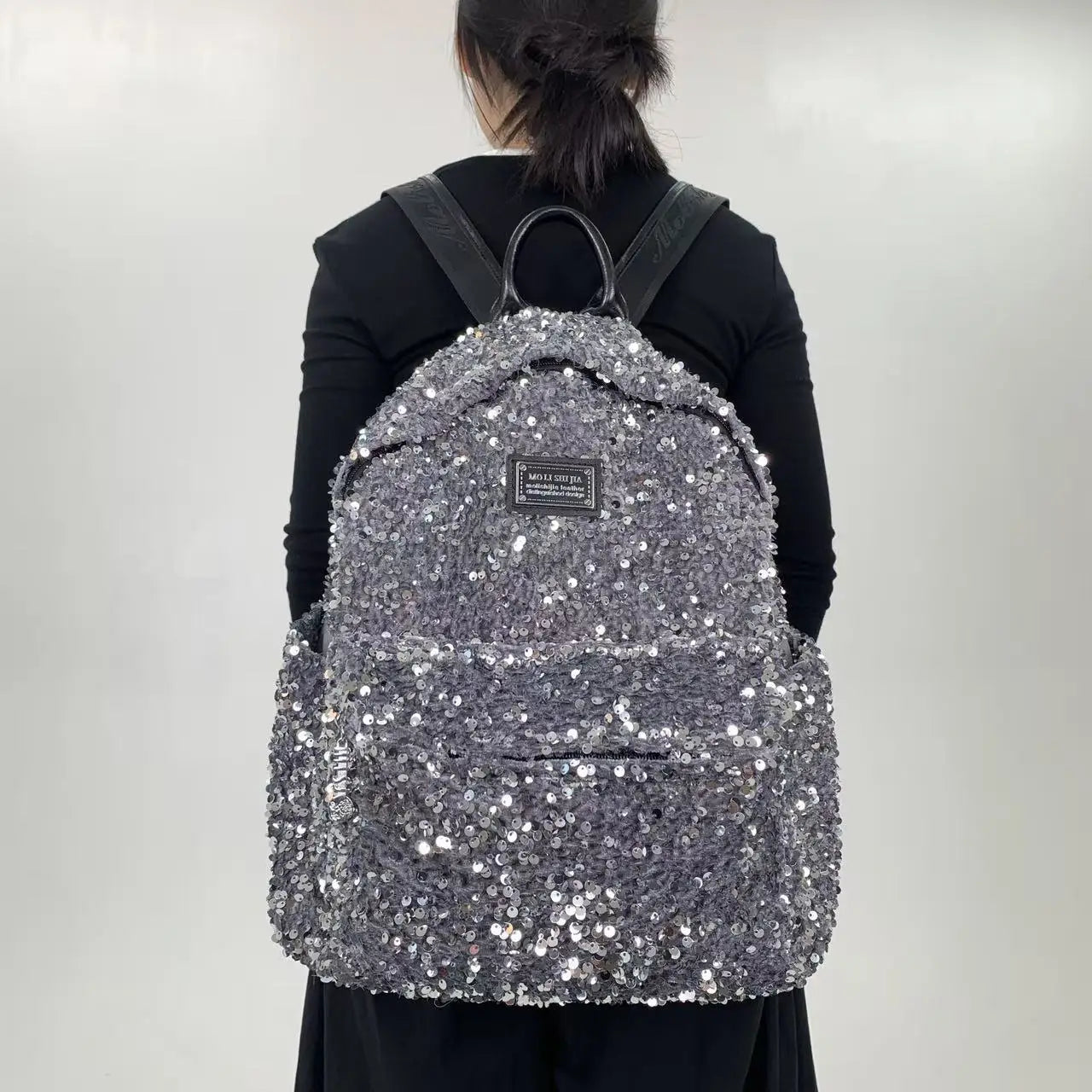 New Women's Sequined Backpack Luxury Brand Sequined Shiny Women's Backpack Large Capacity Fashionable Leisure Travel Backpack