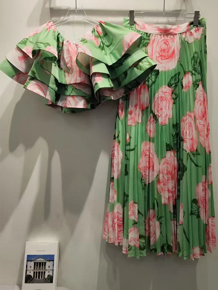 Printed Top And Pleated Skirt Set