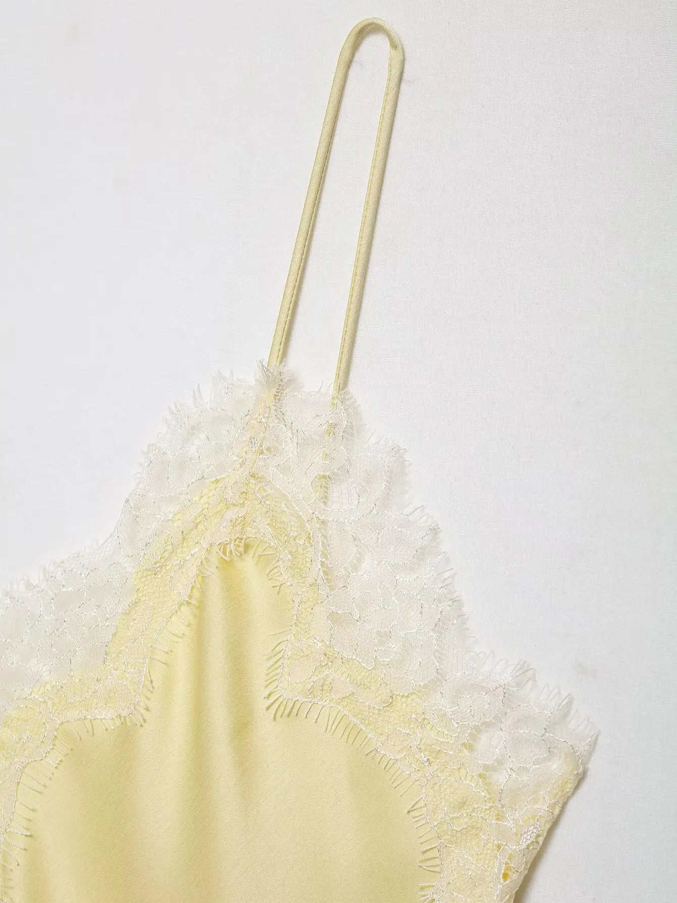 Elegant Lace Backless Asymmetrical Sleeveless Camisole for Women