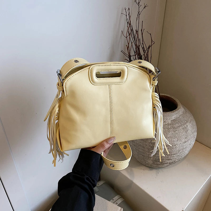 Luxury Tassel Lady Clutch With Adjust Shoulder Strap Large Capacity Shoulder Crossbody Bag Korean Fashion Versatile Dumpling Bag