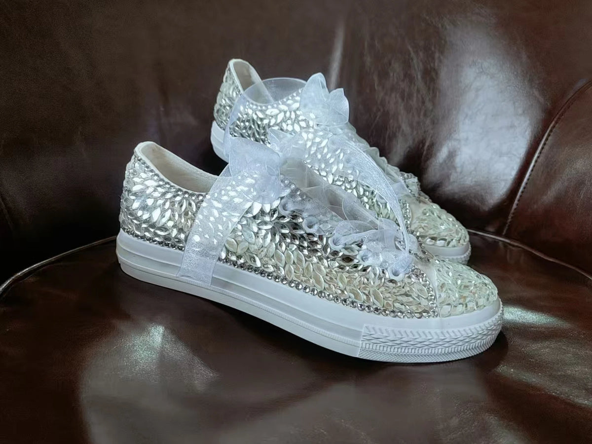 Sparkling Crystal Lace-Up Low Top Canvas Shoes for Women