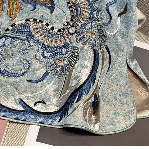 Chinese Style Embroidered Round Neck Sleeveless Vest for Women