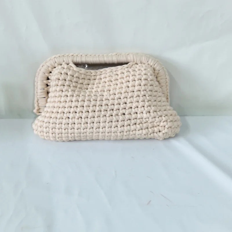 Fashion High-end Clutch Bag Hand-crocheted Clip Bag Simple Versatile Chain Cloud Bag New Leisure Travel Women's Underarm Bag