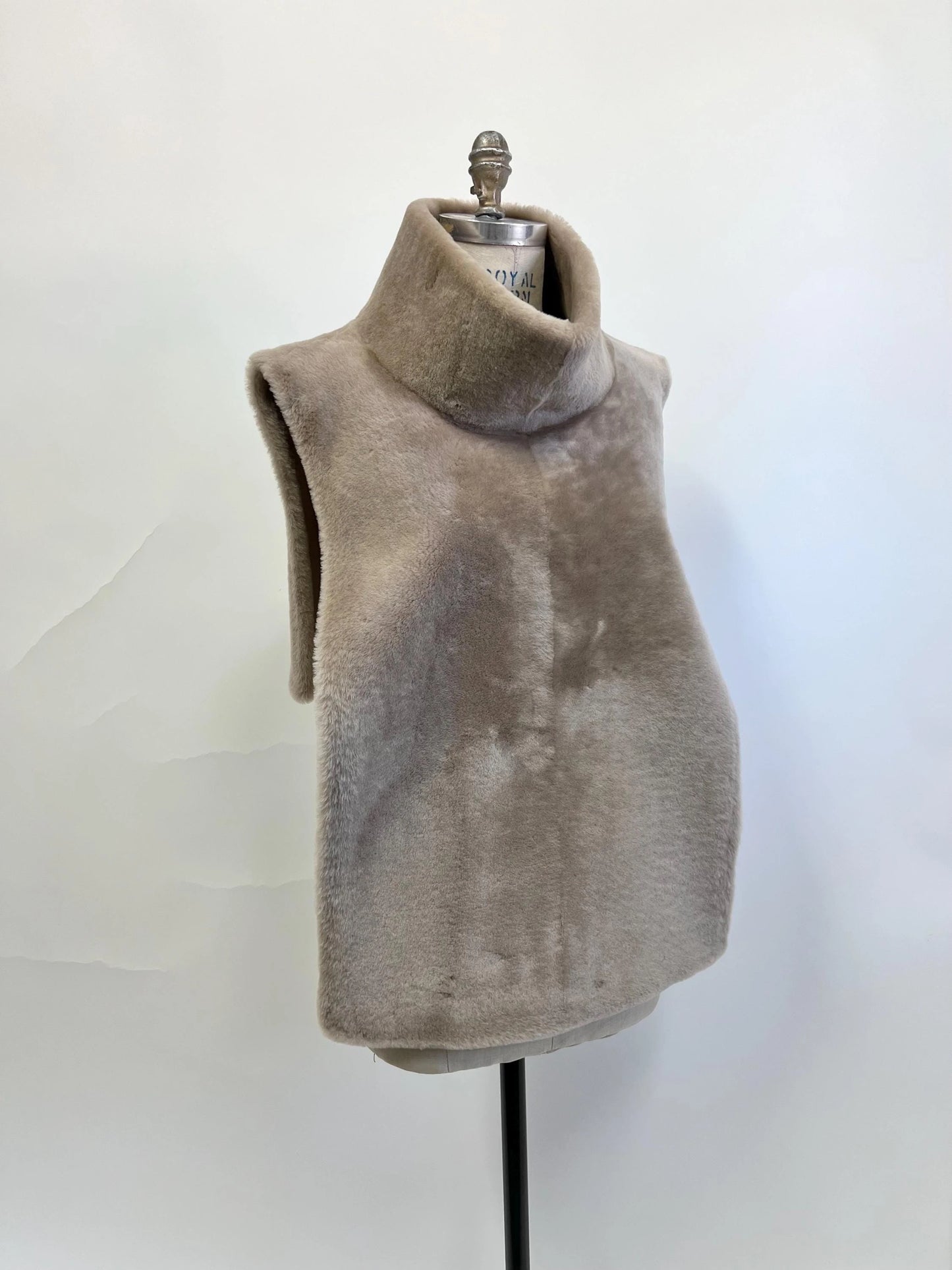 Mandarin Collar Faux Fur Vest