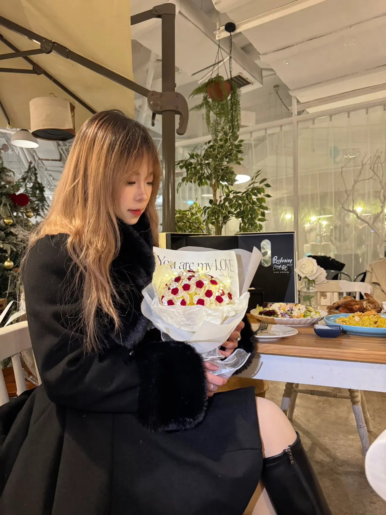 New Elegant Small Fragrance Celebrity Loose Coat Moda Woolen Winter French Style Vintage Blends Slim Waist Mid-length Outwear
