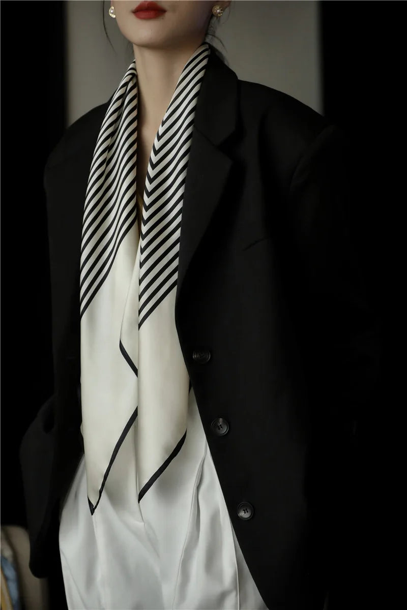 Elegant Art Gallery Style 100% Pure Silk Scarves For Women Soft Thin Striped Mulberry Silk Square Scarf Versatile For Spring Sum