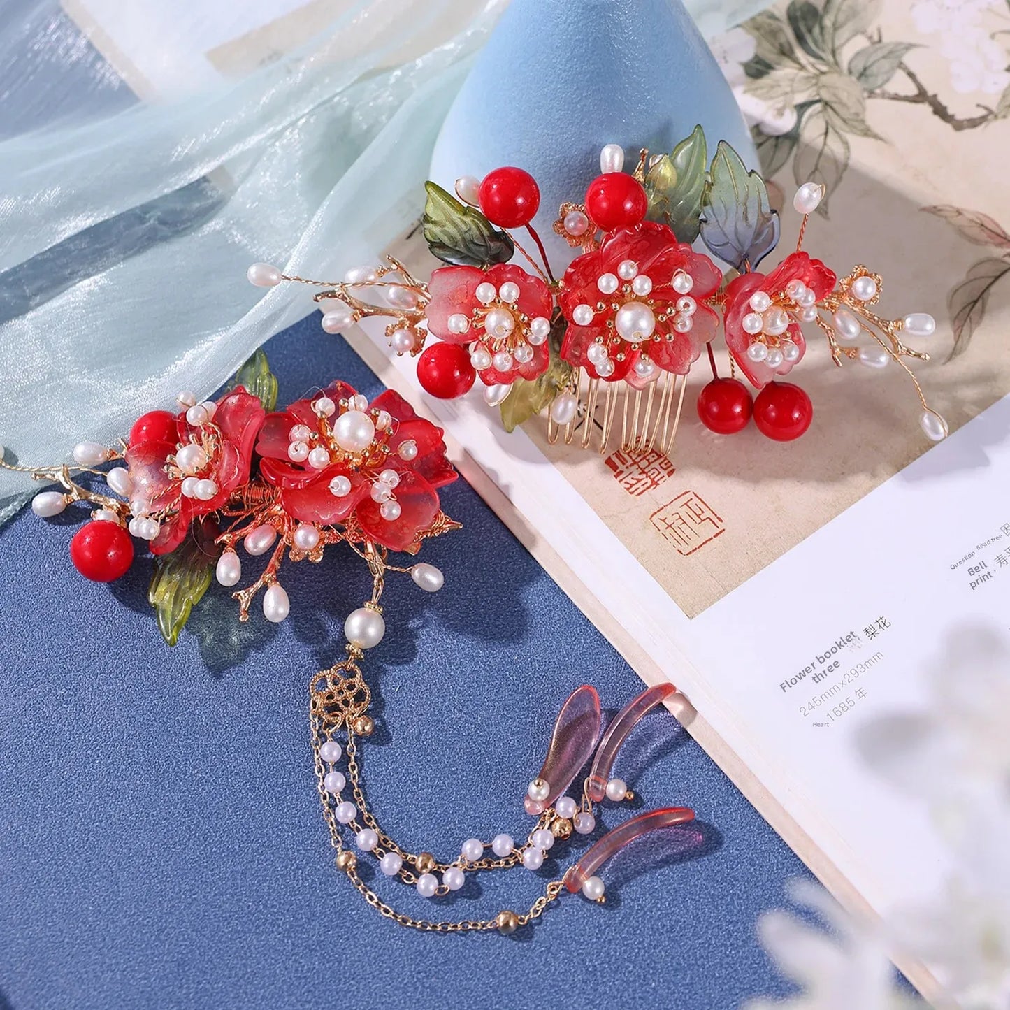 Red Flower Tassels Hair Comb Set