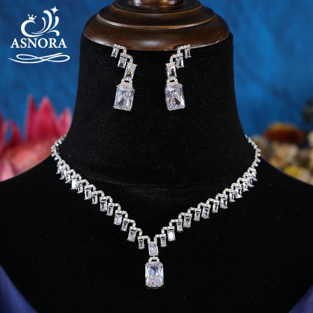 European Bridal Zirconia Necklace And Earrings Set For Women