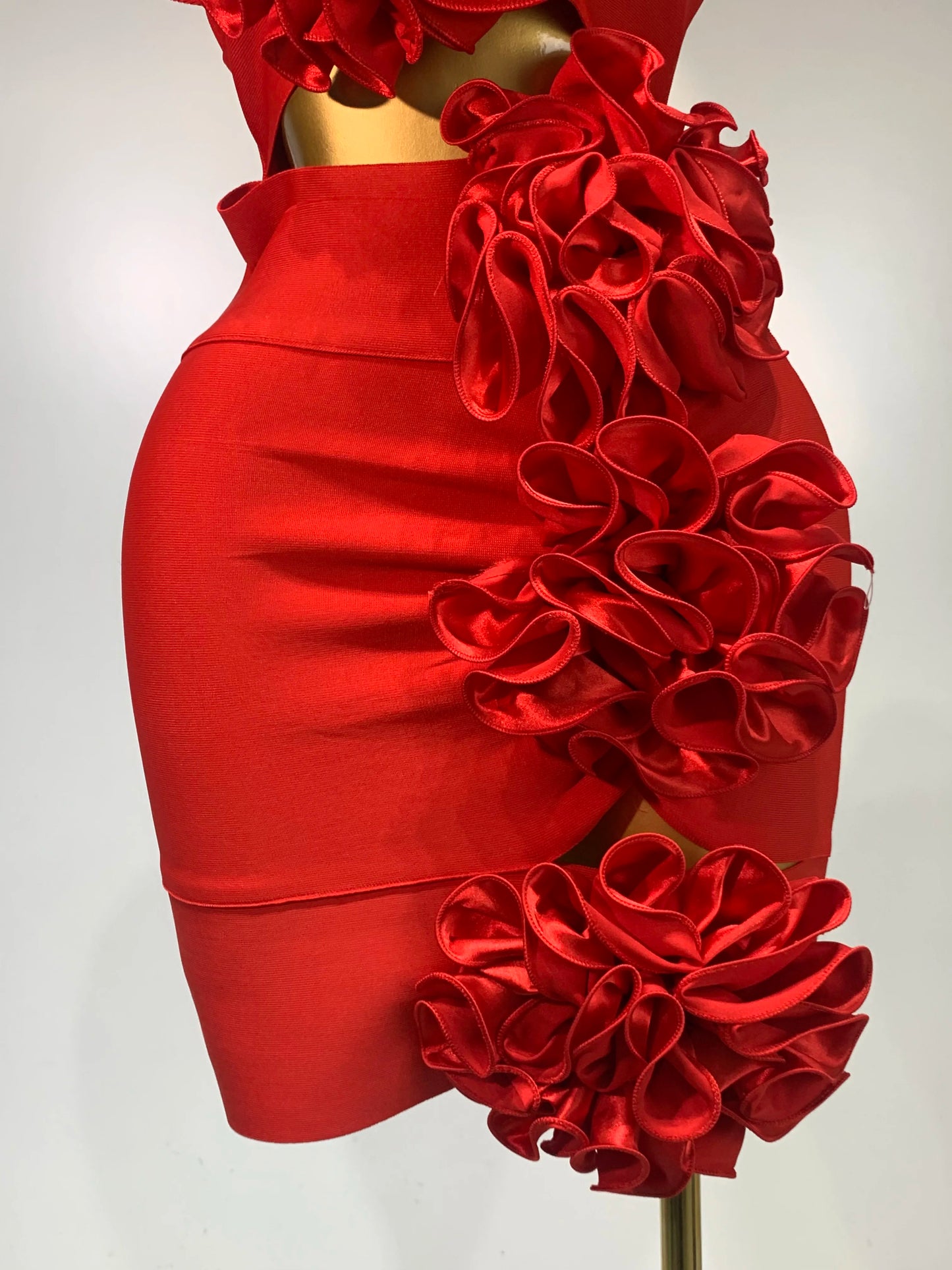 Women Sexy Cut Out Bodycon Flower Mini Dress Women Red Backless Dress Nightclub Celebrity Elegant Evening Party Birthday Dress
