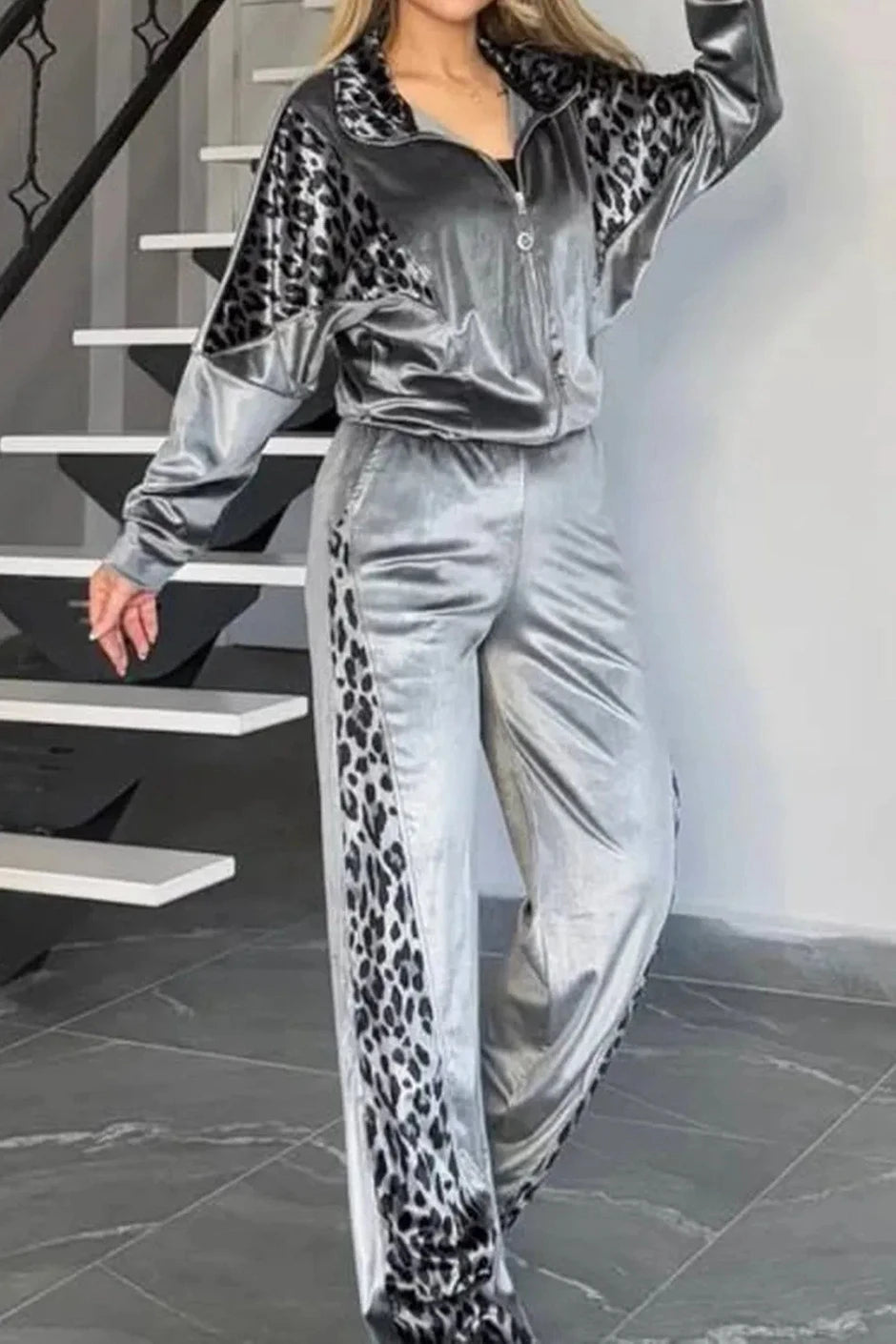 Leopard Print 2 Pieces Pants Set Turn-down Collar Zip Front Long Sleeve Top and Casual Wide Leg Pants Set