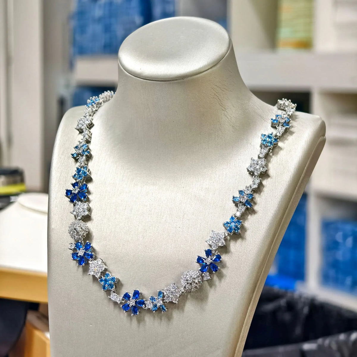 Vintage Blue Floral Zircon Necklace and Bracelet Set for Women