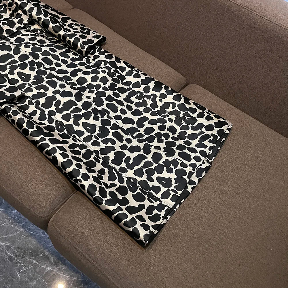 TWOTWINSTYLE British Style Leopard Print Coat For Women Lapel Long Sleeve Spliced Belt Temperament Trench Coats Female KJA545065