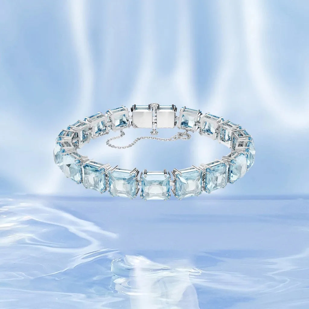 Radiant Crystal Necklace and Earring Jewelry Set for Women
