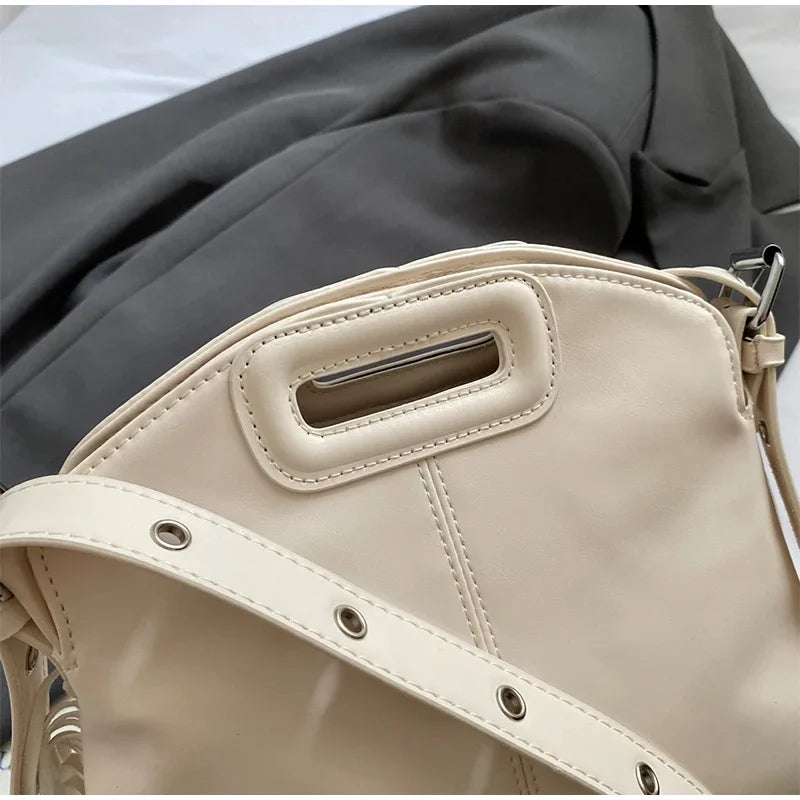 Luxury Tassel Lady Clutch With Adjust Shoulder Strap Large Capacity Shoulder Crossbody Bag Korean Fashion Versatile Dumpling Bag