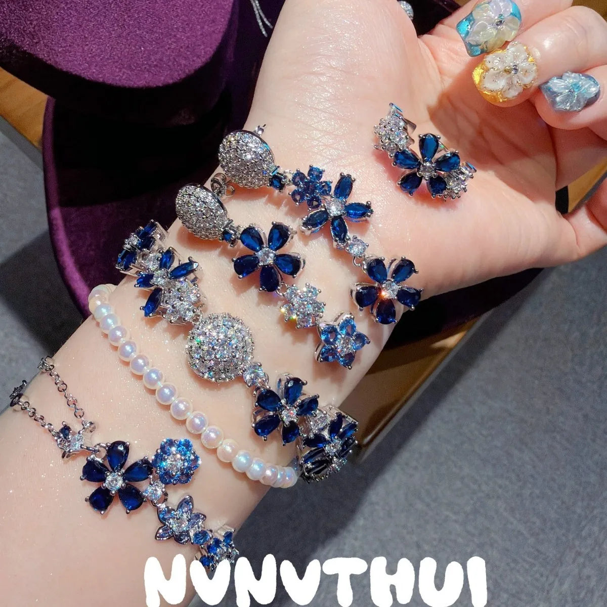 Vintage Blue Floral Zircon Necklace and Bracelet Set for Women
