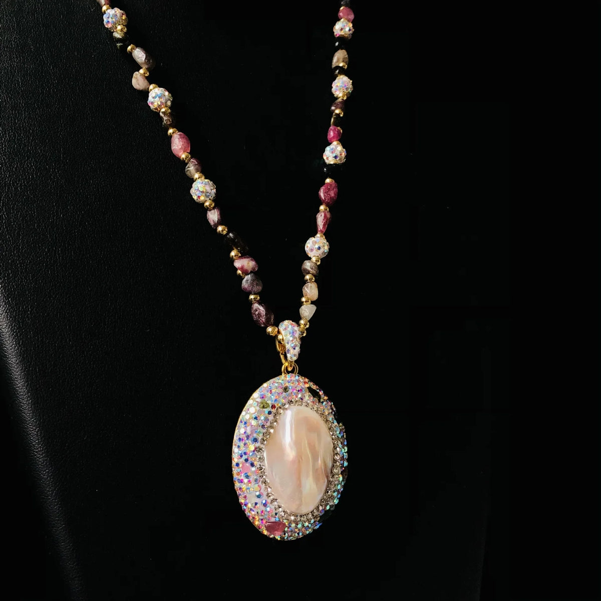 Freshwater Baroque Pearl Pendant Necklace for Women