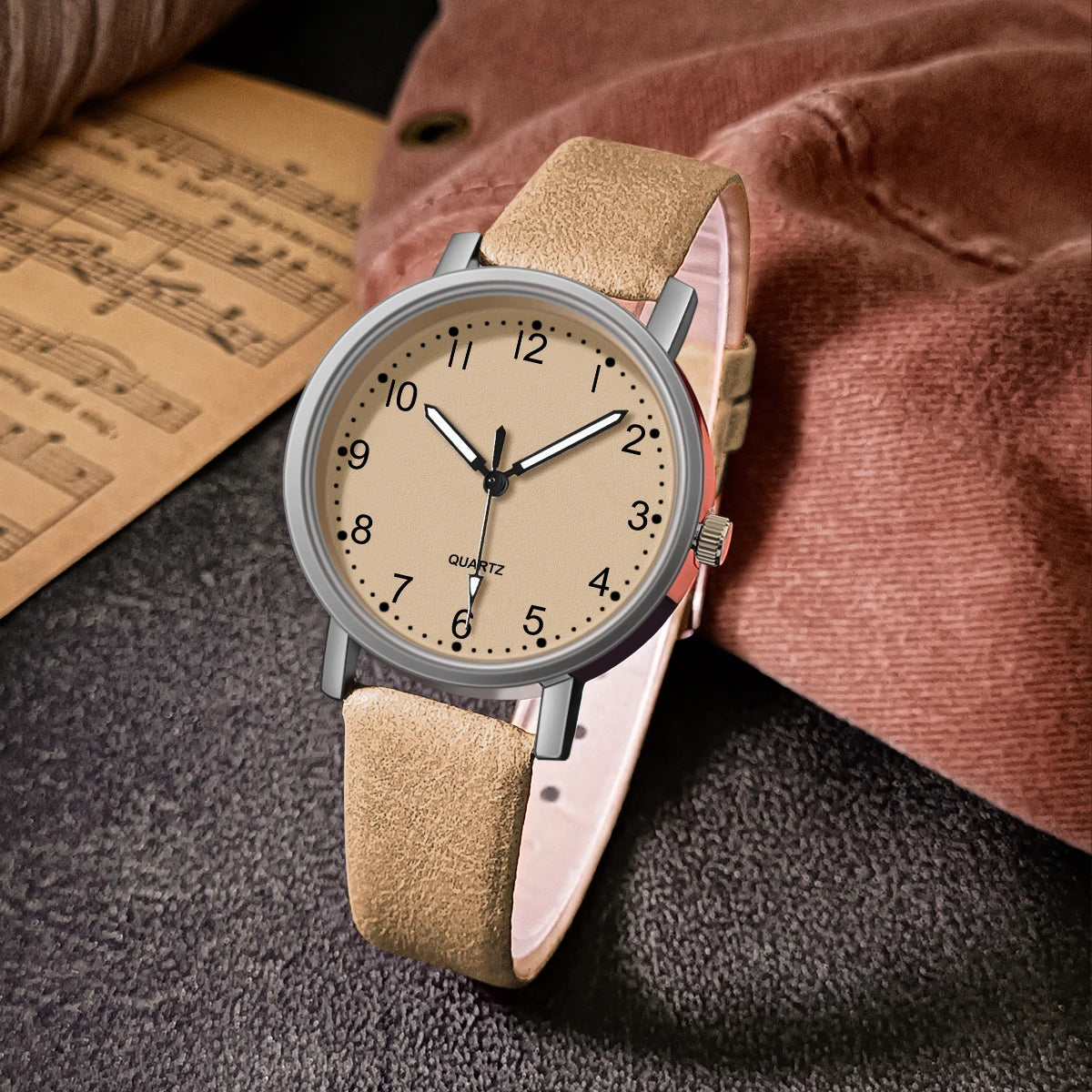 Vintage Round Dial Leather Strap Watch