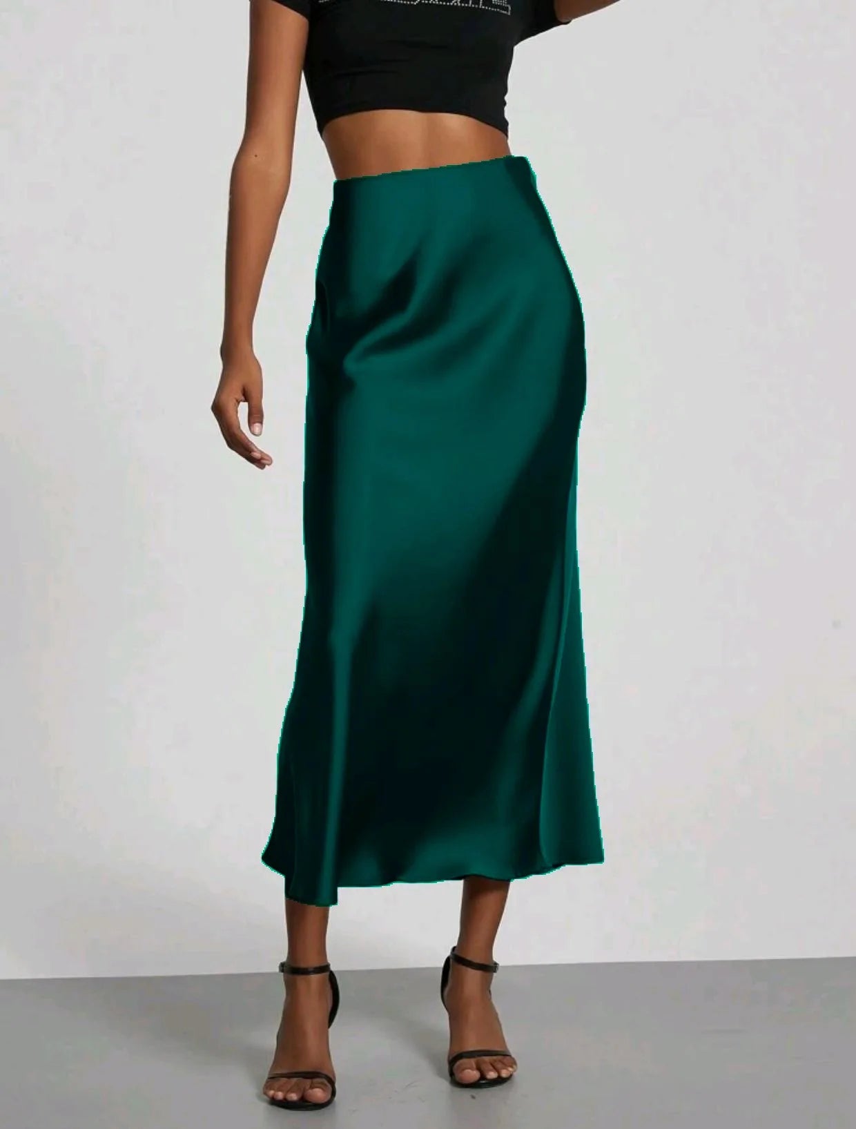 2026 Women's Elegant Silk Satin Long Skirt Slimming Drapey Wrap Bodycon Half-length Versatile European Style Fashionable