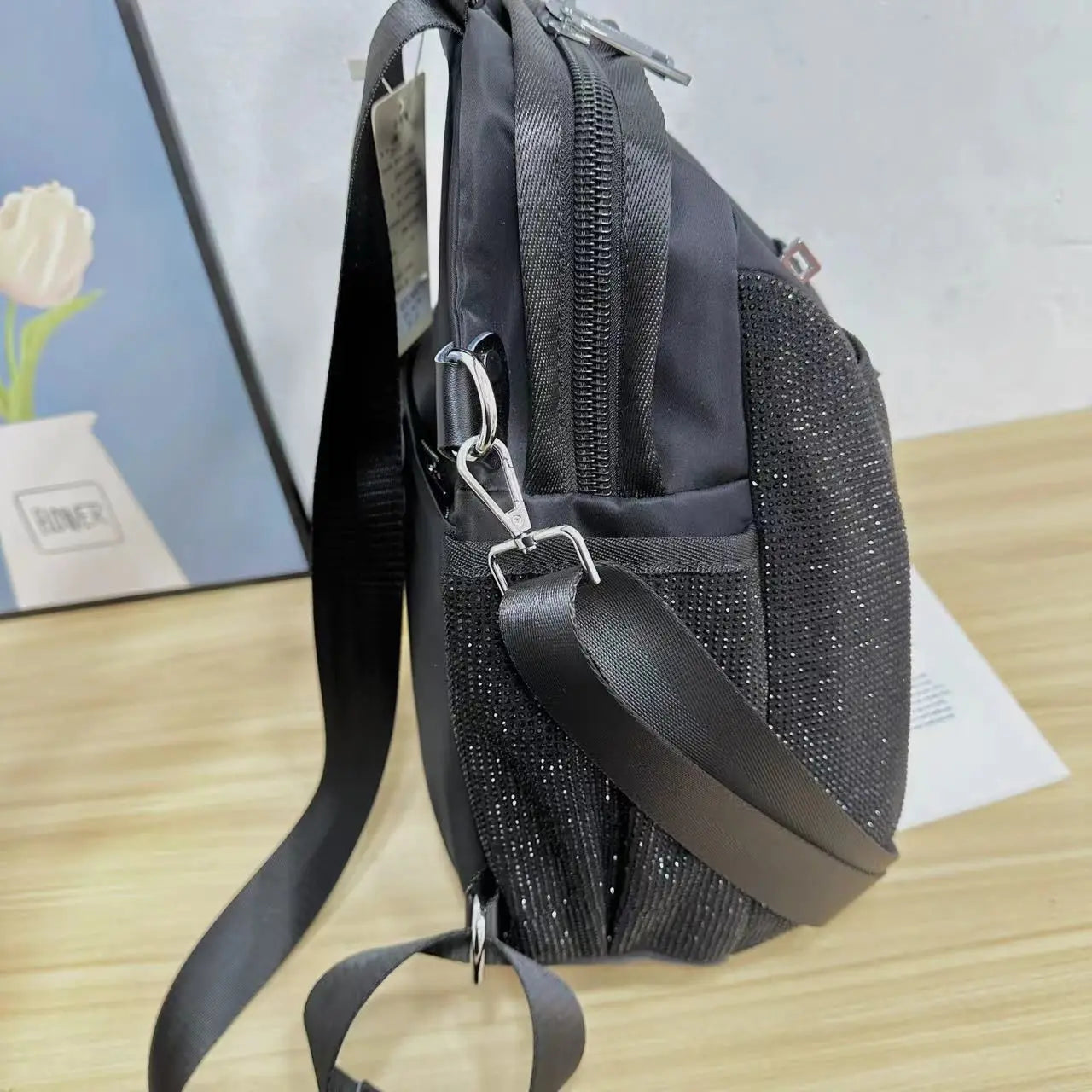 New Diamond-encrusted Backpack Fashionable Women’s Diamond-encrusted Backpack Fashionable Diamond-encrusted Shiny Backpack