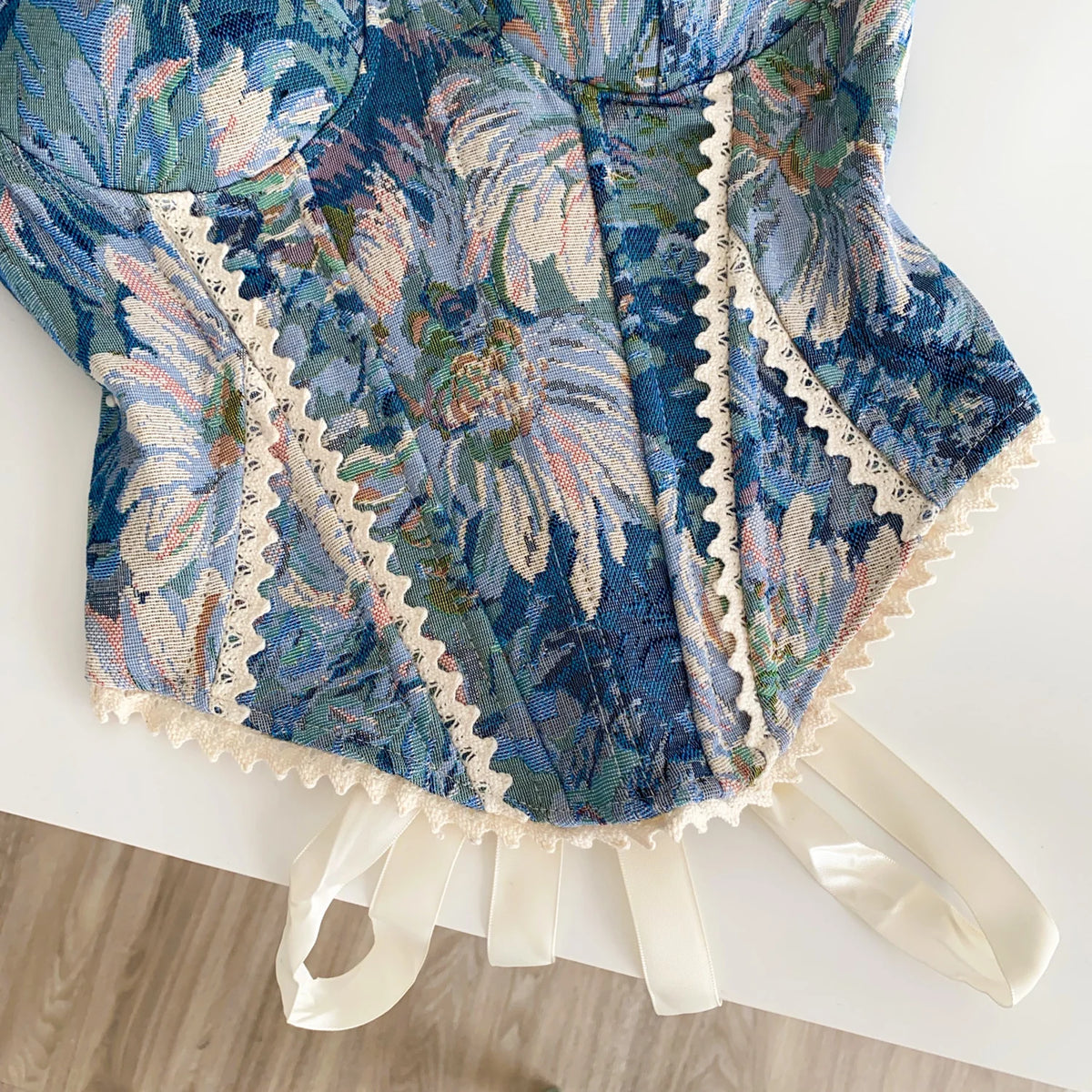 Vintage Floral Lace Spliced Camisole Tank Top for Women