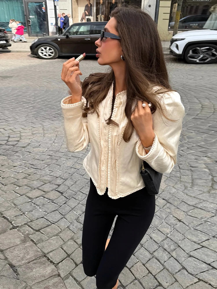 Urban Solid O-Neck Long Sleeve Pleated Patchwork Coat for Women