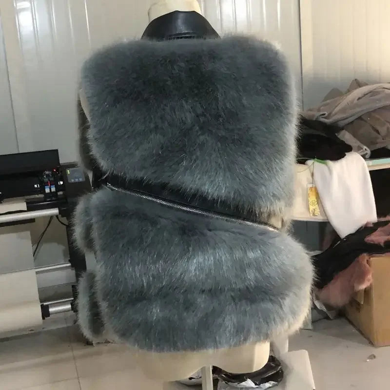 Women's Vest Short Coat Slim Fit Fashionable Young Style, Versatile for Autumn and Winter, 2024 Splicing Imitation Fur Jacket