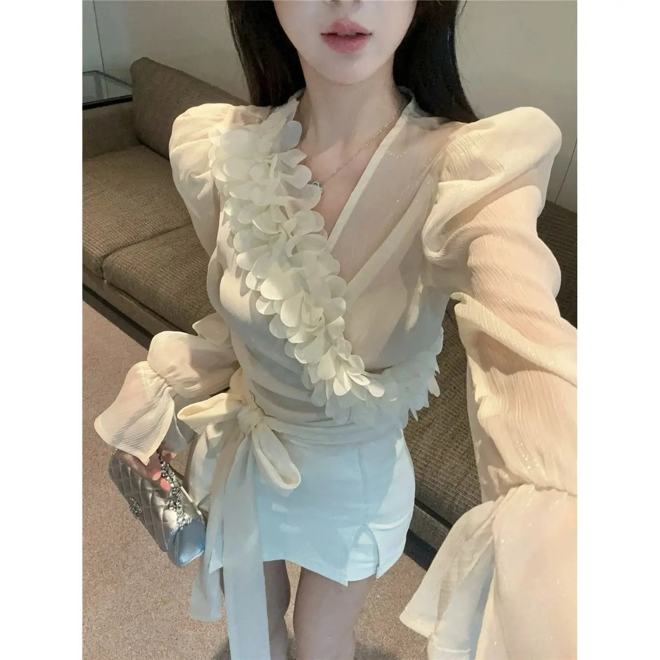 V Neck Bubble Sleeve Chiffon Blouse