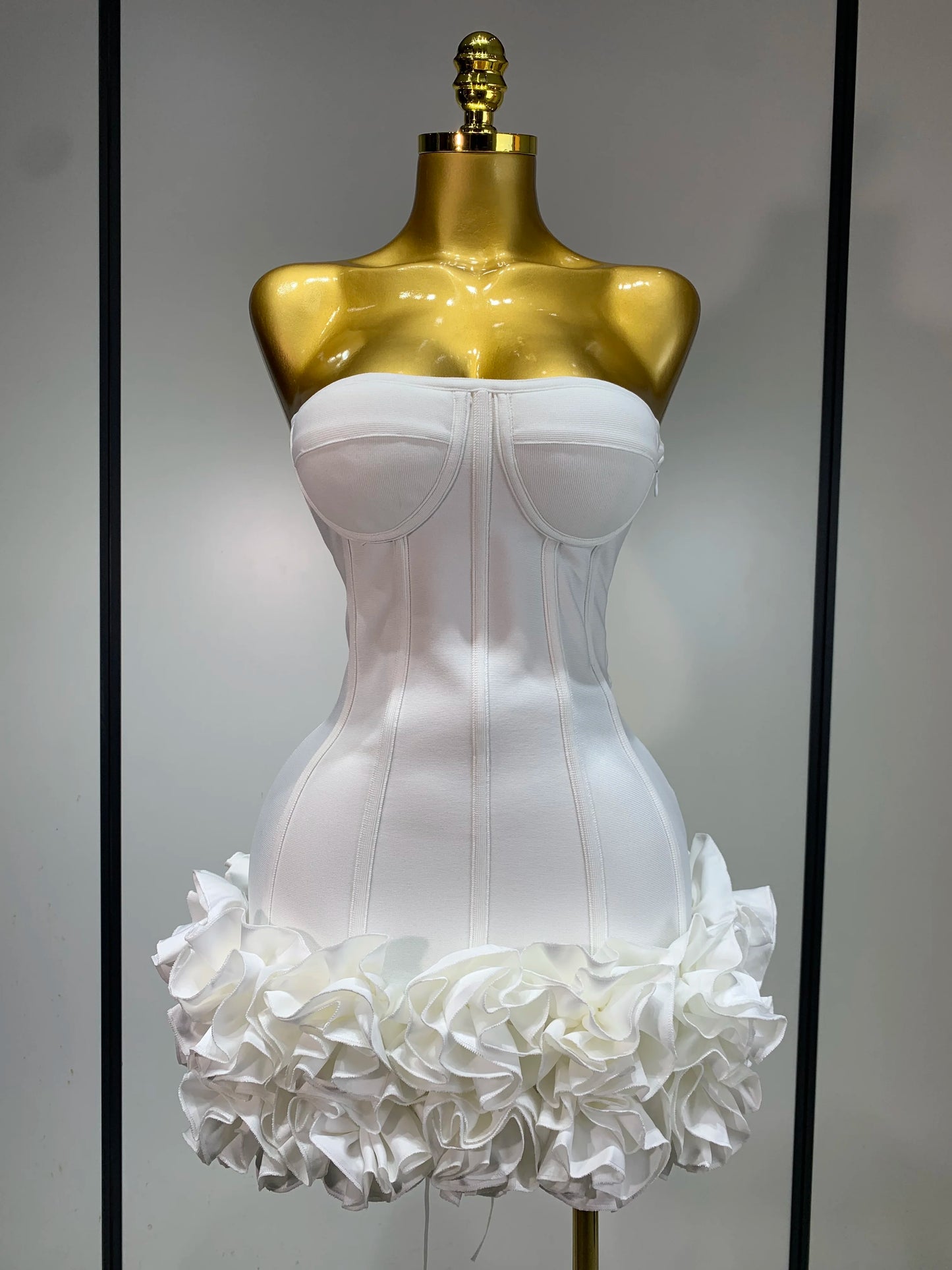 Women Sexy Strapless Backless Flower Embellished Mini Bandage Dress Bodycon Celebrity Party Cocktail Evening Party Club Dresses