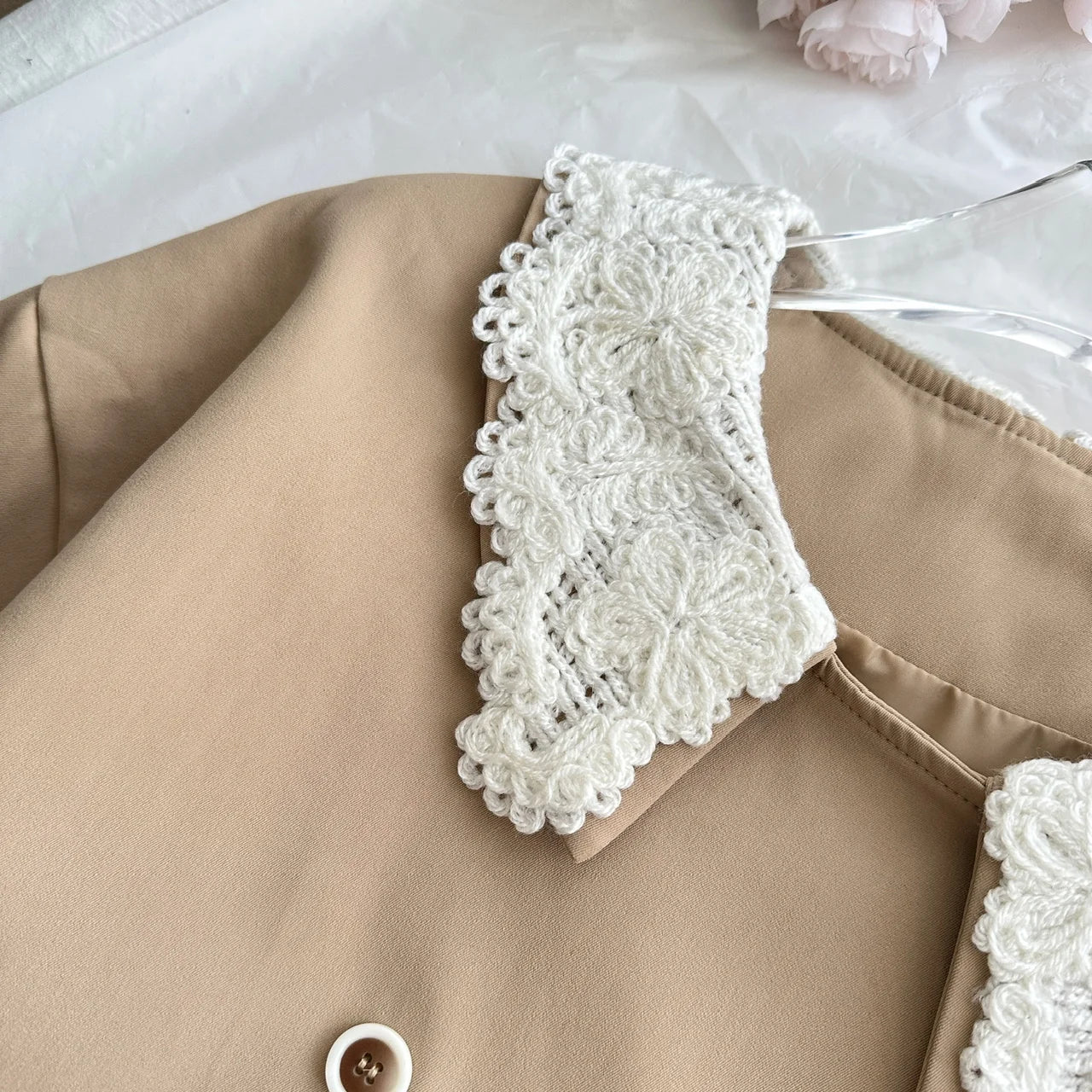 Autumn Chic French Elegant Lace Doll Collar Design Jacket 2000s Aesthetic Korean Popular Retro Women's Trench Coat Woman Clothes